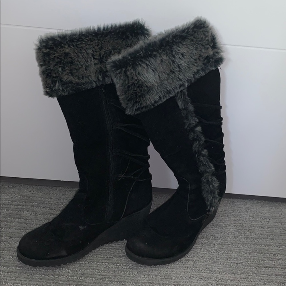 Black and grey tall winter boots